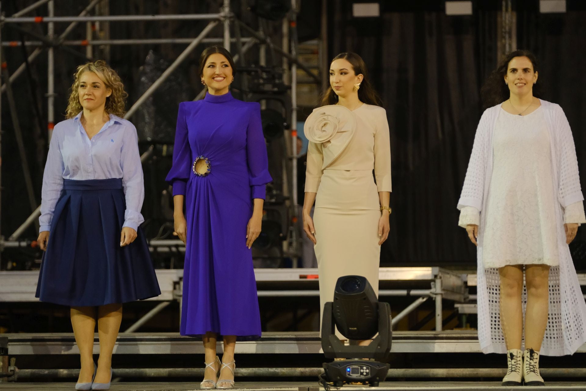 El ensayo de las candidatas a Bellea del Foc 2025, en imágenes