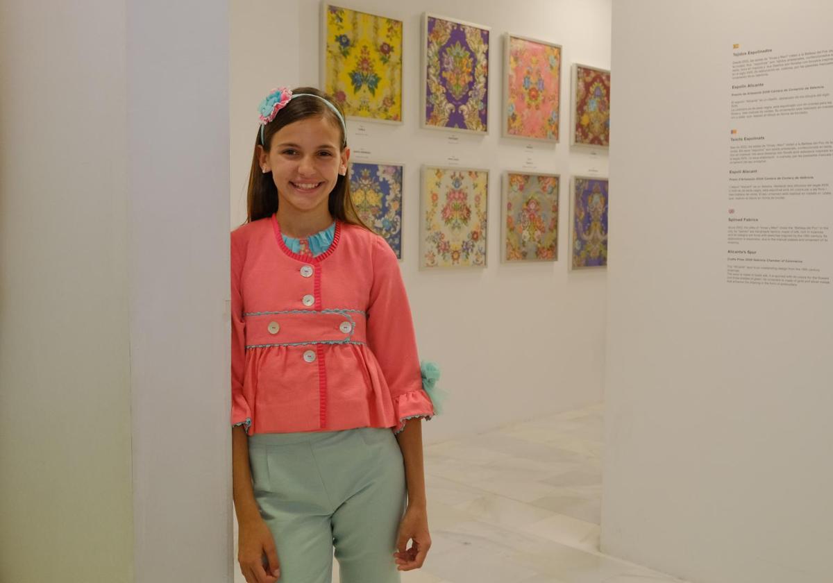 Martina Lloret Rocamora, the 'bellea del foc infantil' of Alicante.