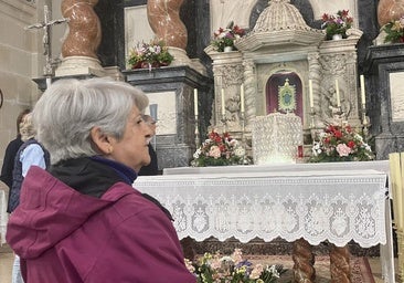 Hundreds of kilometres by road to venerate Santa Faz: "I asked for myself and now for my grandson"