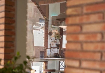 De cocinar la mejor croqueta de España a servir churros y almuerzos: la Santa Faz transforma la hostelería