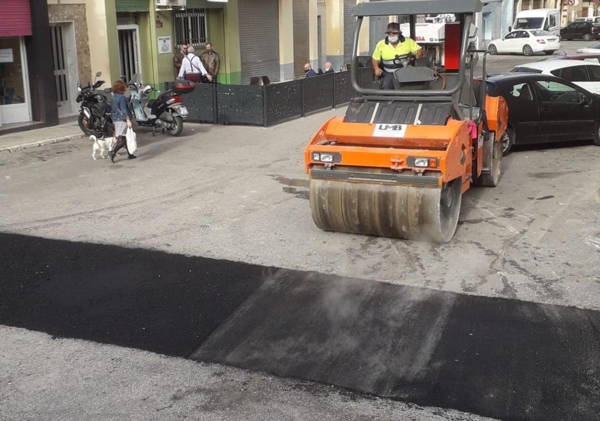 Villena adjudica el servicio de mantenimiento y conservación de calzadas y caminos por 512.000 euros