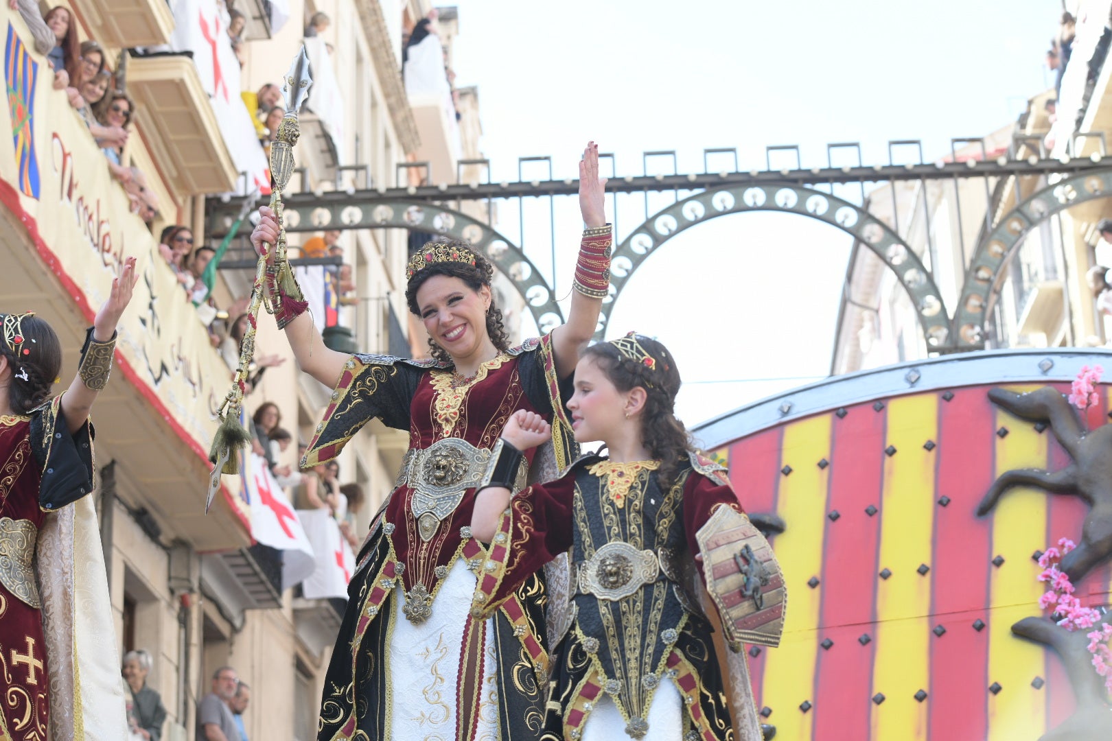 La Entrà de Moros y Cristianos de Alcoi arranca con la capitanía de los aragoneses