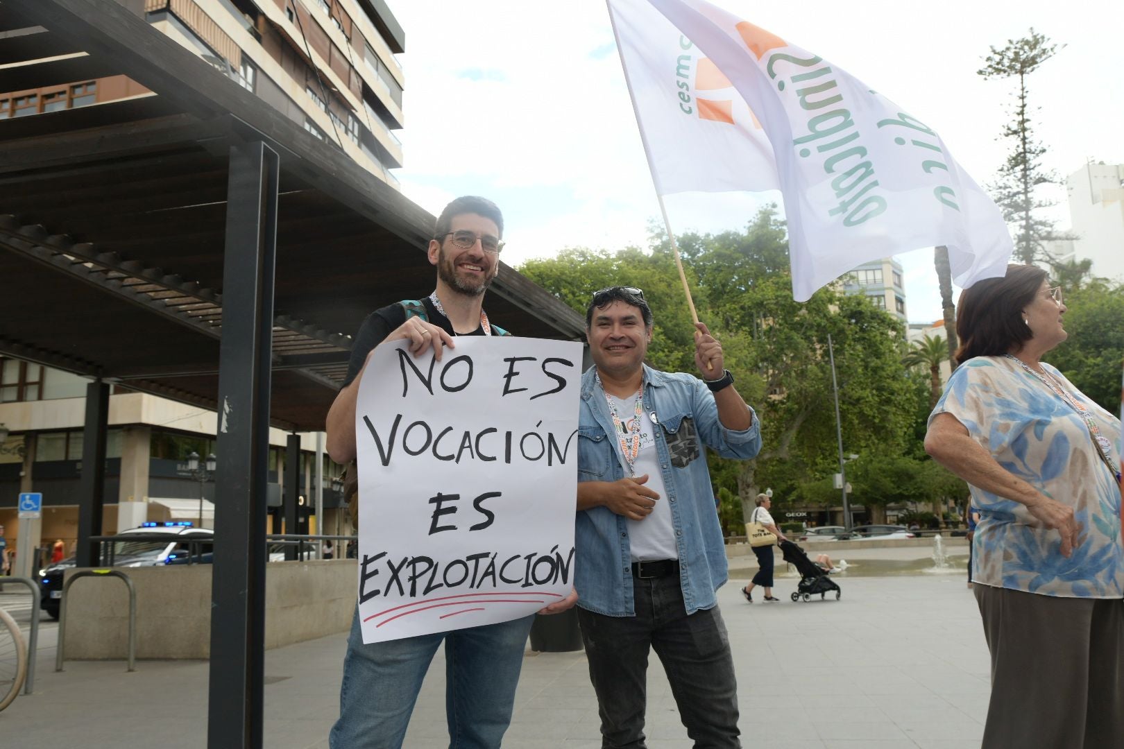 Los médicos de Alicante vuelven a las calles y siguen amenazando con ir a la huelga