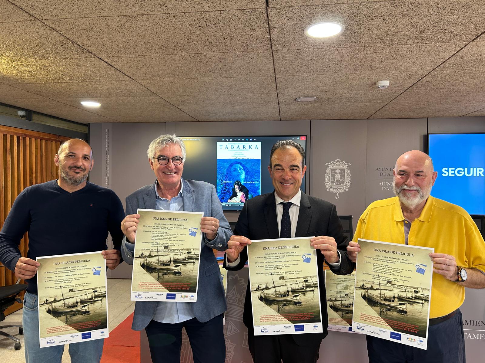 Ruso, Ivars, Peral y Burgos presentan el ciclo de cine en Tabarca.