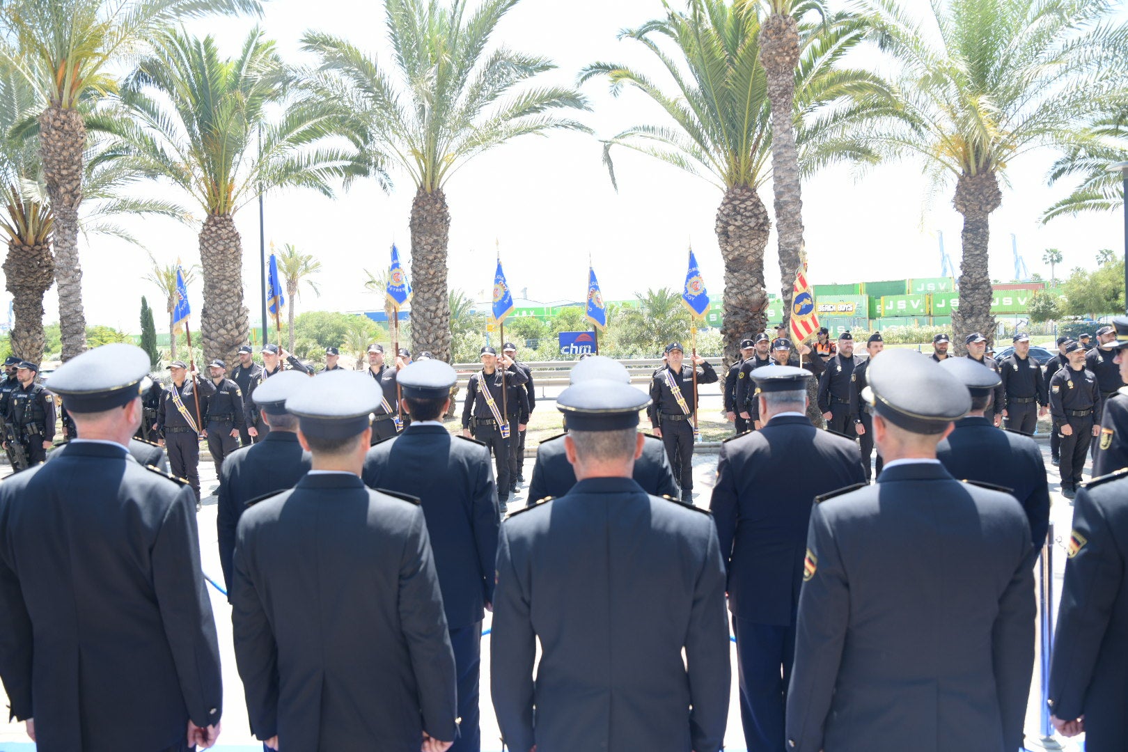 Alicante inaugura el Paseo de la Policía Nacional