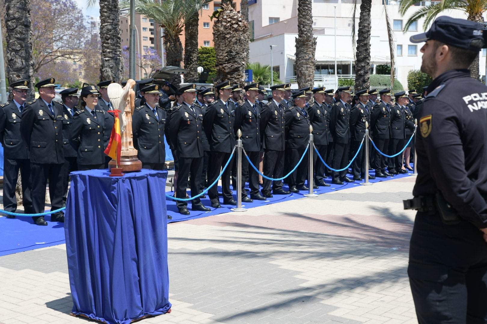 Alicante inaugura el Paseo de la Policía Nacional