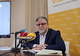 El alcalde de Villena, en una comparecencia.