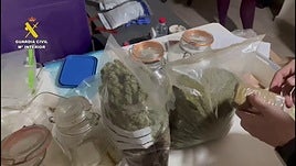 Marihuana y derivados requisados durante los registros a las asociaciones cannábicas.