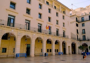 Fachada de la Audiencia Provincial de Alicante.