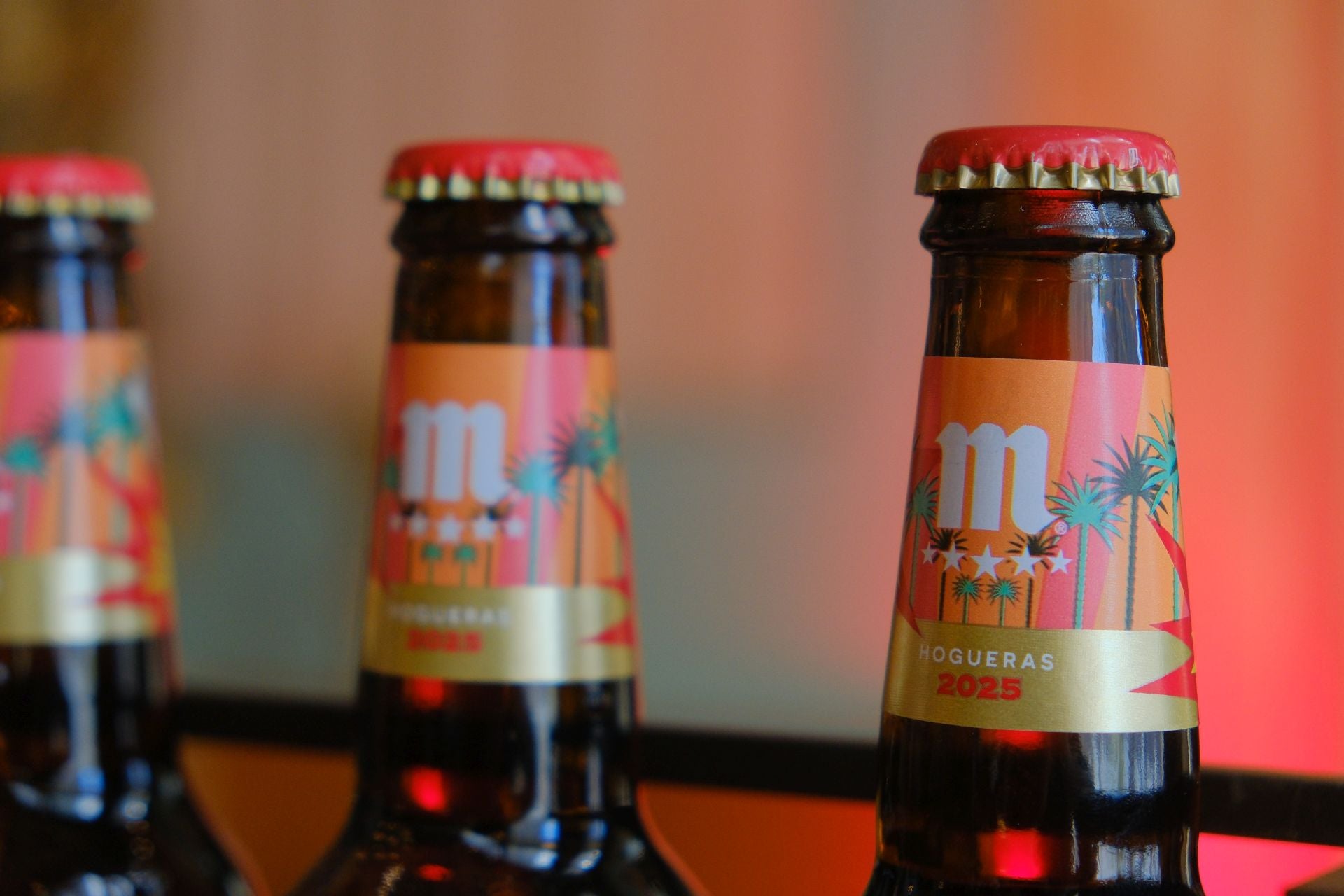 El botellín de cerveza más especial de las Hogueras de Alicante