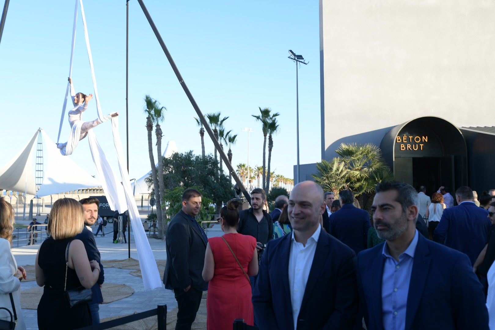 El estreno de Béton Brut, en imágenes