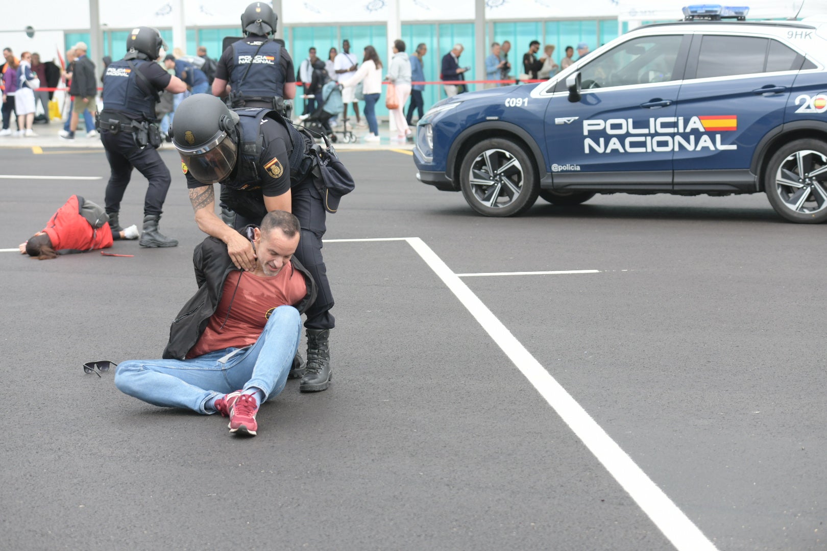 Las imágenes más impactantes del simulacro antiterrorista en Alicante