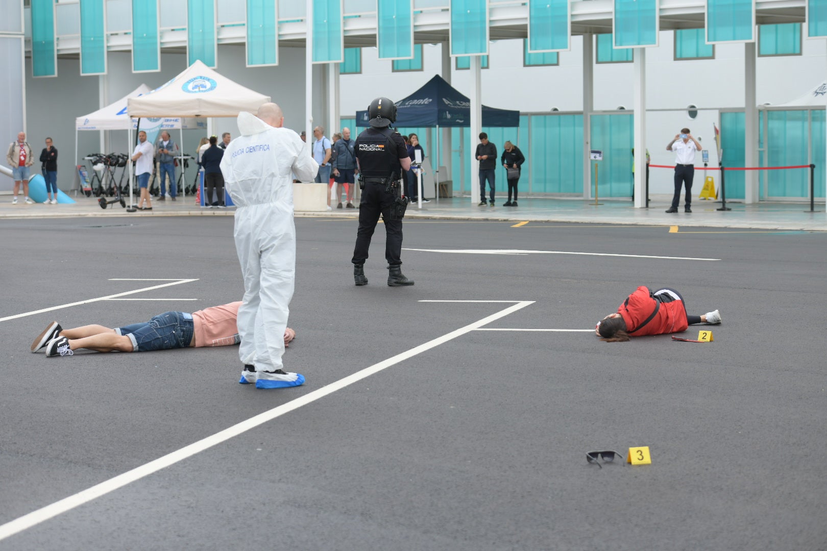 Las imágenes más impactantes del simulacro antiterrorista en Alicante