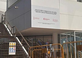 Obras de la nueva sede de la Cámara de Comercio de Alicante en el puerto.