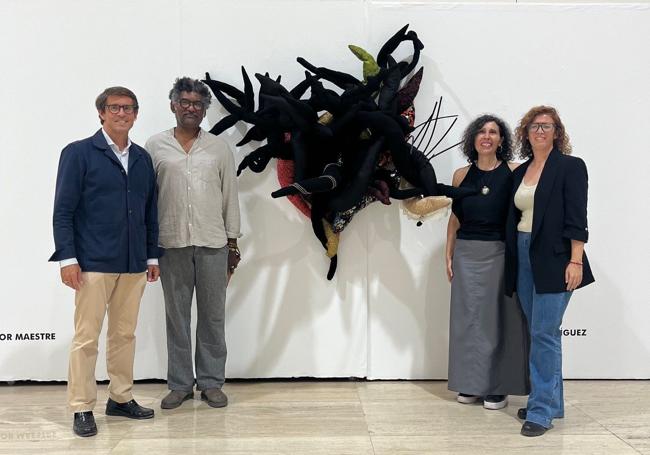 The third prize was awarded to Elio Rodríguez's work.