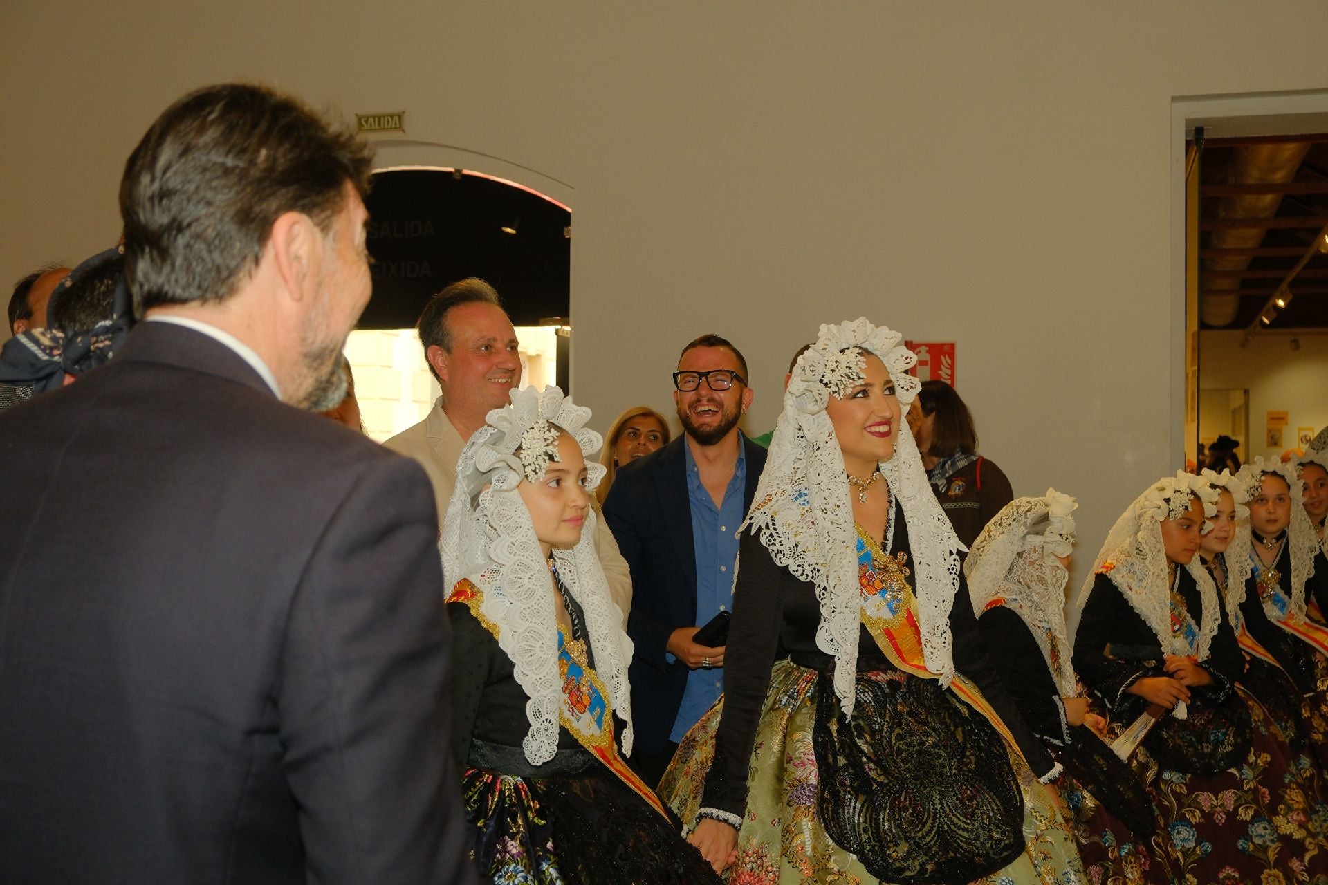 La inauguración y mascletà de la exposición del ninot, foto a foto