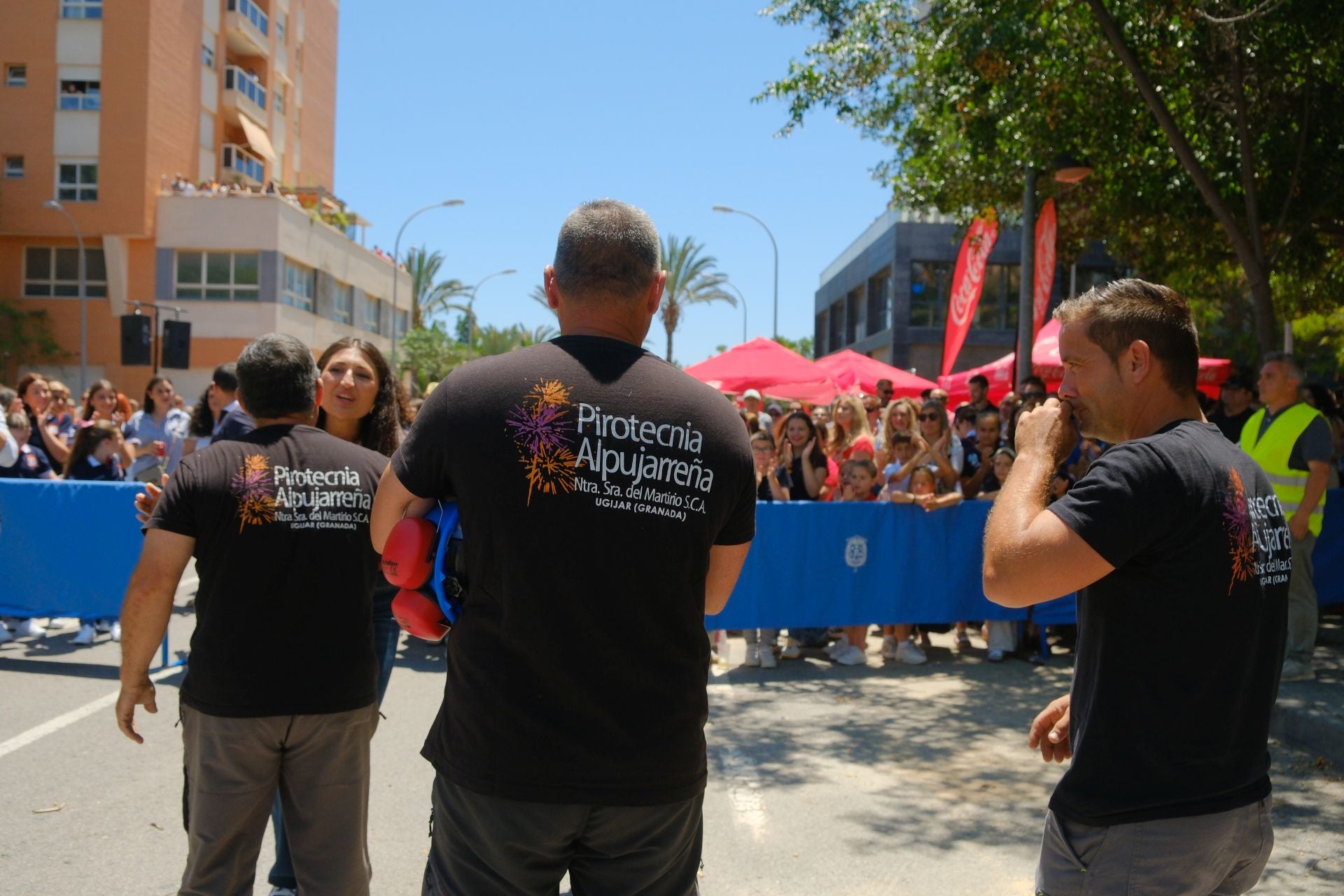 Alicante tiembla con la mascletà de Alpujarreña en el preámbulo de las Hogueras