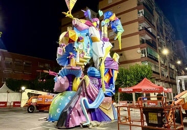 La plantà de las Hogueras de Alicante se mantiene en la madrugada del 17 de junio