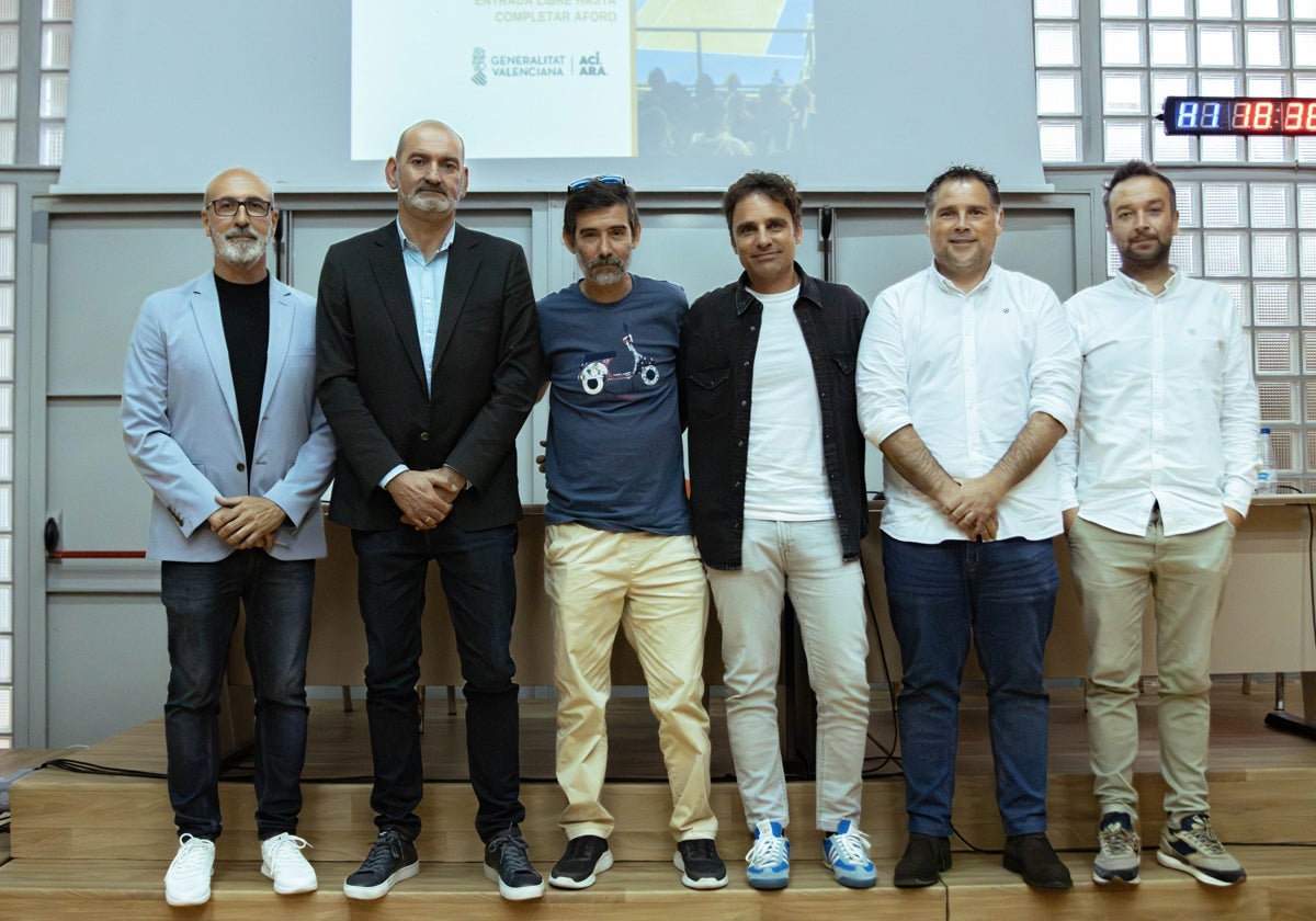 Mesa redonda de periodistas deportivos en la jornada del Centro de Tecnificación.