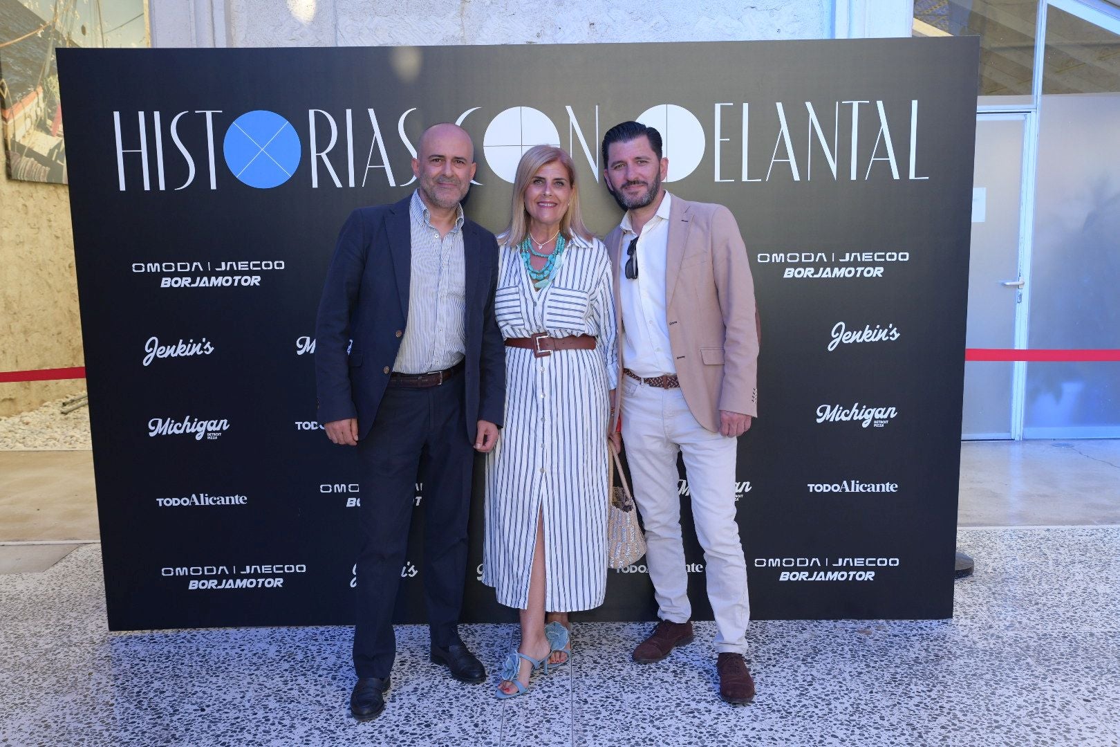 Búscate en el &#039;photocall&#039; de los premios &#039;Historias con delantal 2025&#039; de TodoAlicante