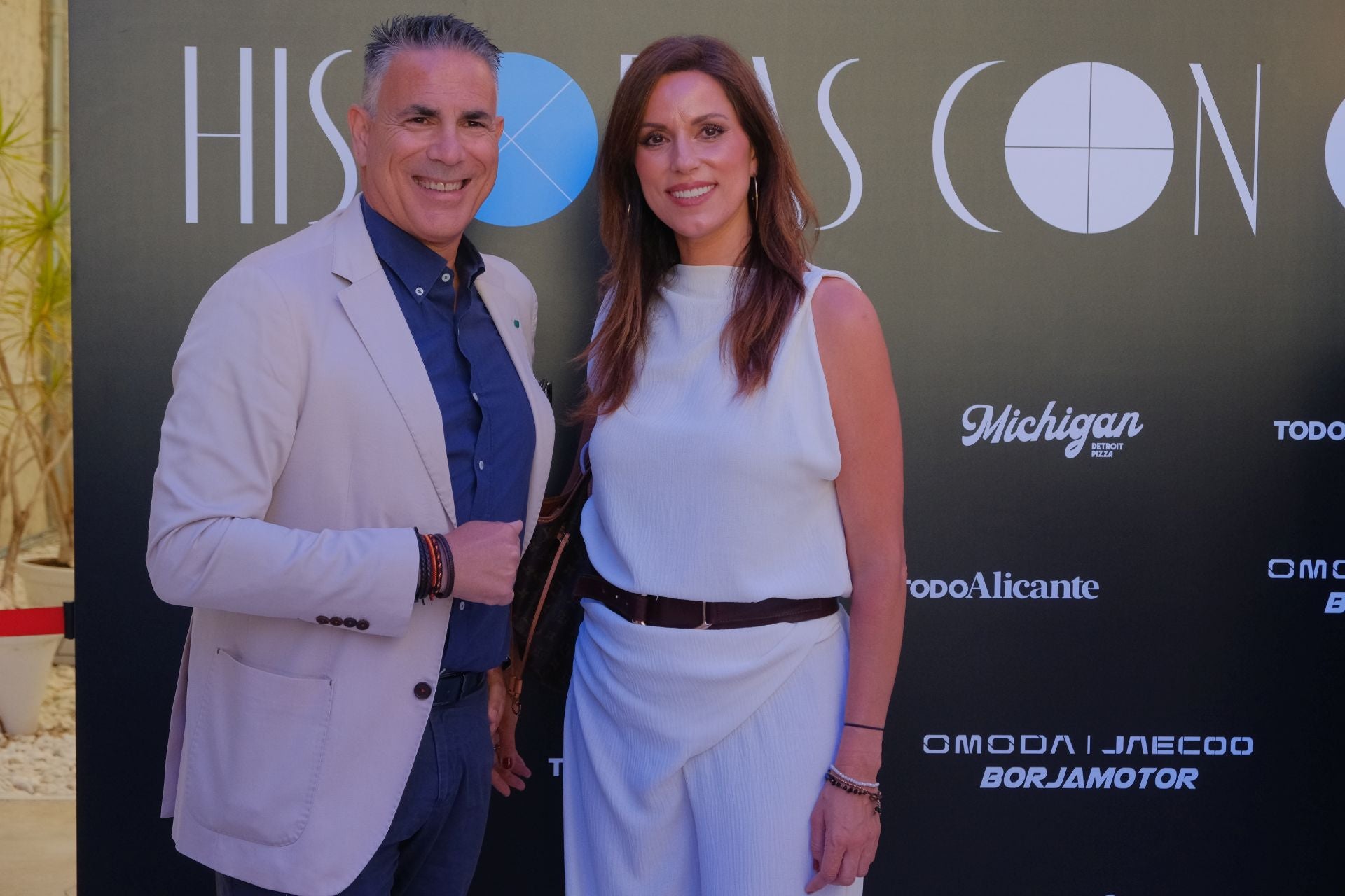Búscate en el &#039;photocall&#039; de los premios &#039;Historias con delantal 2025&#039; de TodoAlicante