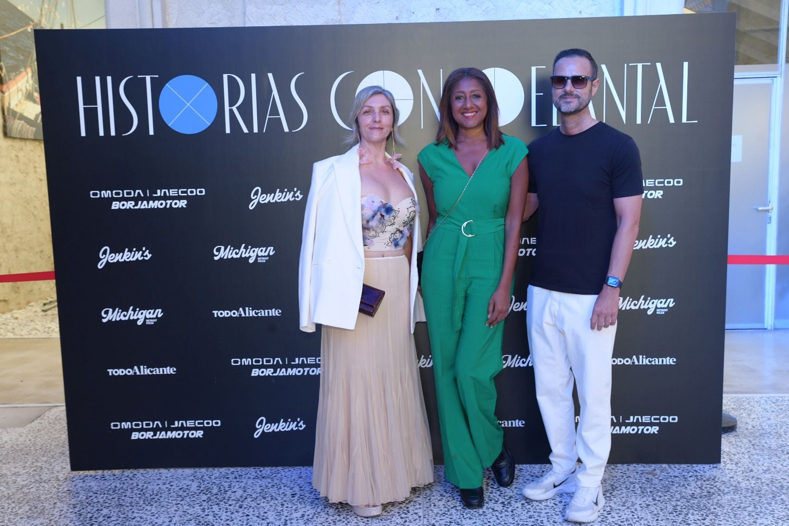 Búscate en el &#039;photocall&#039; de los premios &#039;Historias con delantal 2025&#039; de TodoAlicante