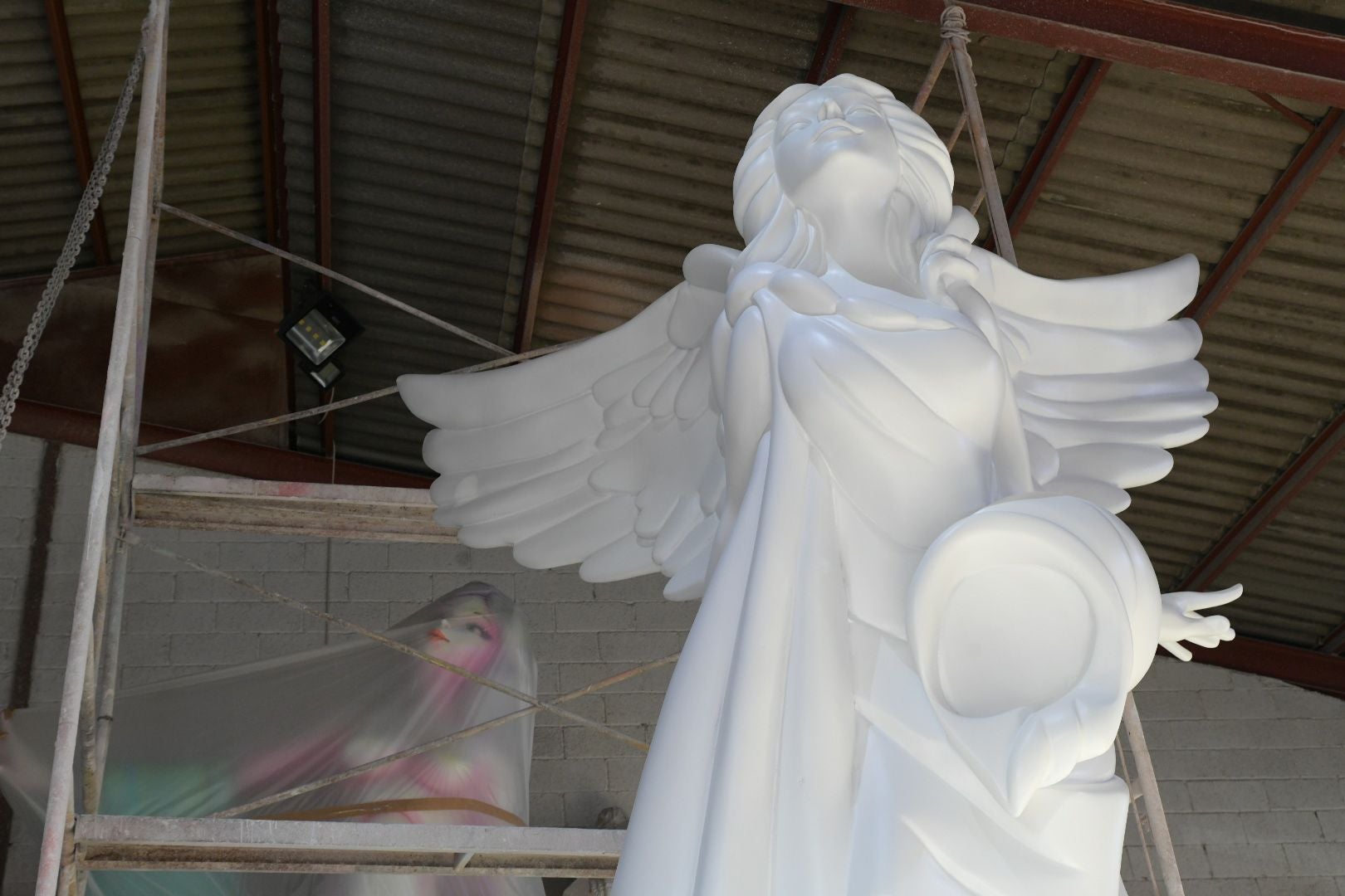 La hoguera oficial de Alicante tiene mucha &#039;Identidad&#039;