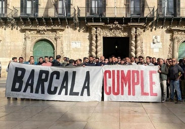 Los bomberos de Alicante redoblan la presión ante la cercanía de Hogueras