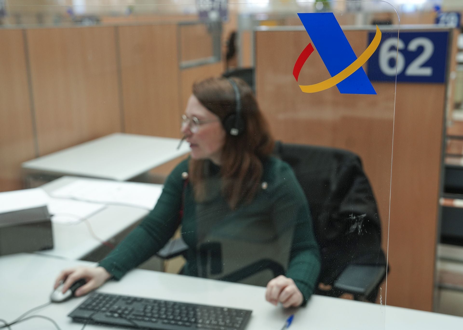 Appointments for In-Person Tax Declarations Now Available in Alicante