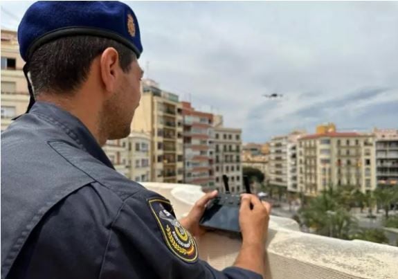 Imagen secundaria 1 - Blindaje a las Hogueras de Alicante 2025: el dispositivo de seguridad movilizará a 4.000 efectivos