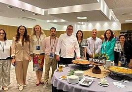 Degustación gastronómica en el 'workshop' del Patronato de Turismo de Alicante en Barcelona.
