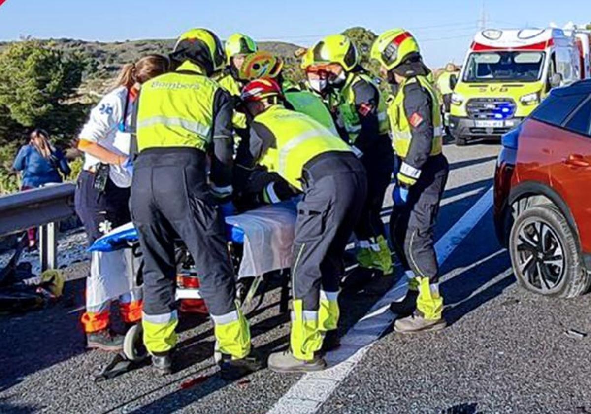 Firefighters from the Provincial Council in action.