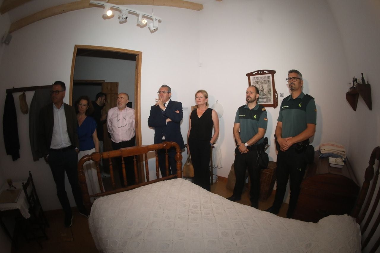 Imagen secundaria 1 - When the Province of Alicante Was Divided Almost 200 Years Ago