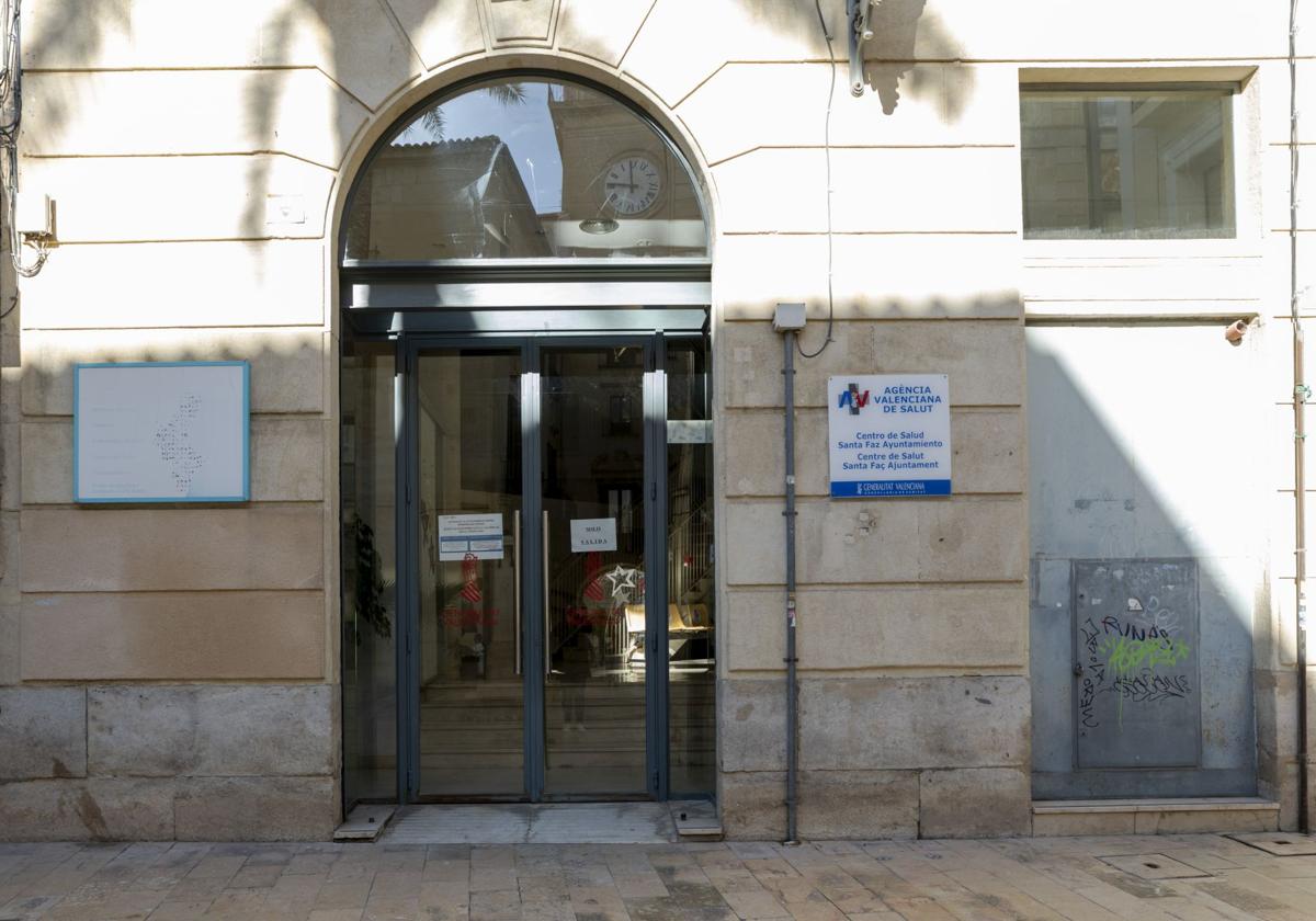 Sanidad reestructurará el horario de los centros de salud para reducir las listas de espera