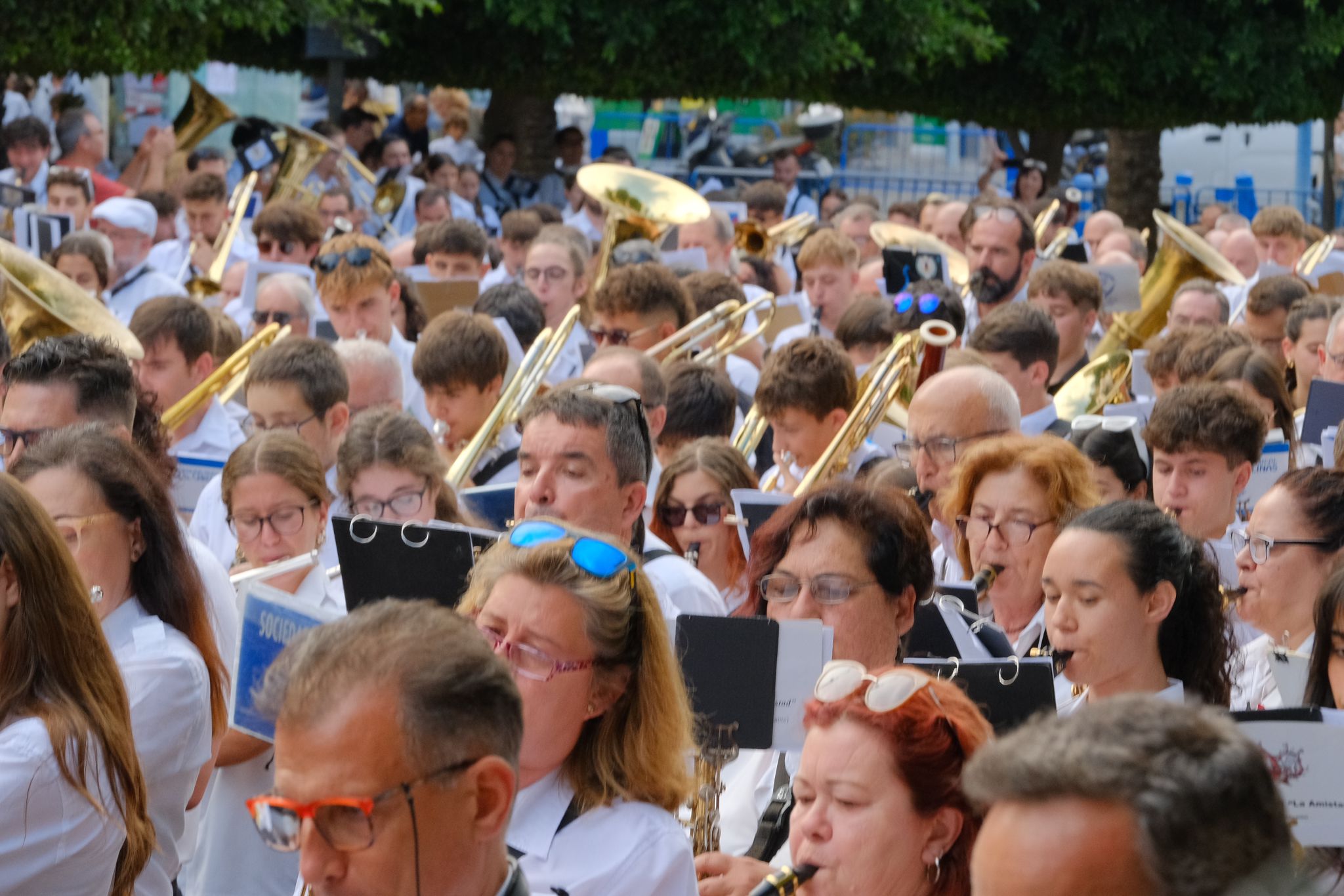 La música marca el inicio de la fiesta de las Hogueras de Alicante 2025