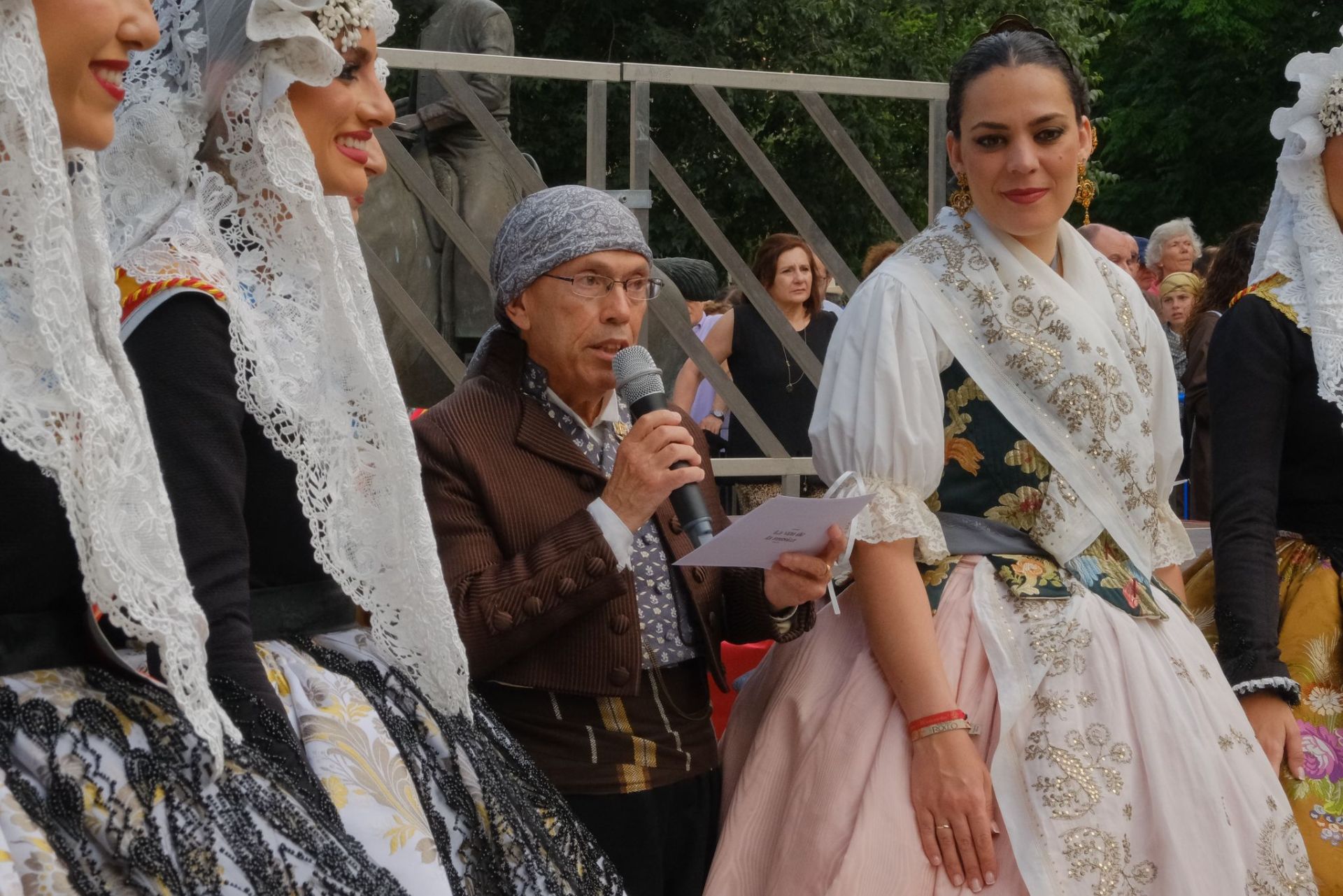 La música marca el inicio de la fiesta de las Hogueras de Alicante 2025