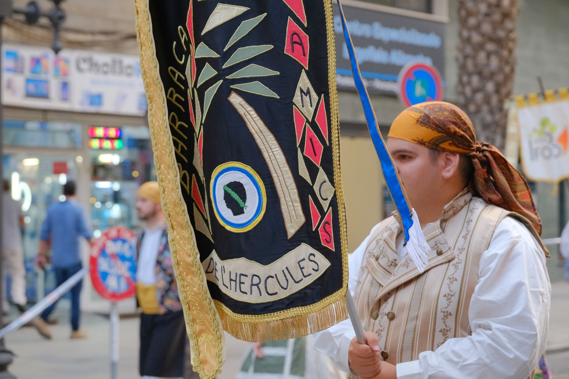 Así ha sido el Desfile del Pregón de las Hogueras de Alicante 2025
