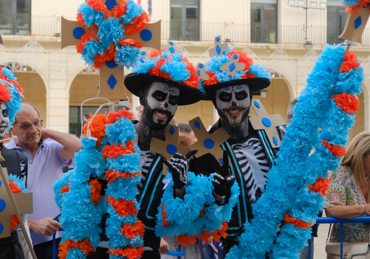 Estos son los premios del Desfile del Ninot de las Hogueras de San Juan de Alicante 2025