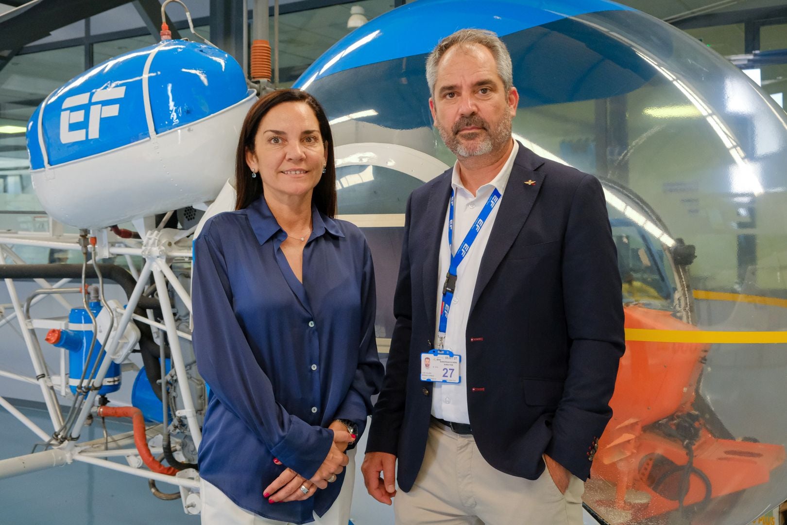 Helicópteros, simuladores y aviones en la escuela de pilotos de Alicante