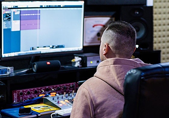 El aumento del uso de dispositivos electrónicos en edades tempranas preocupa a los profesionales de la visión.