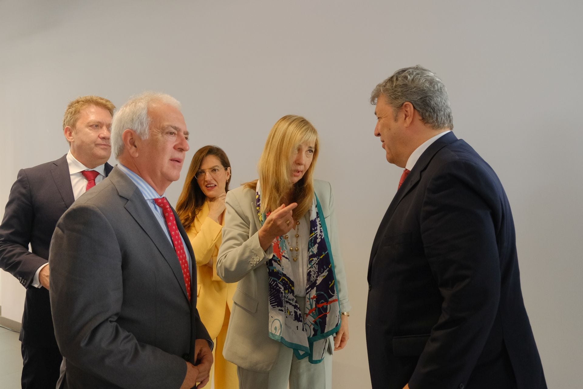 La presidenta del Supremo y del CGPJ inaugura en Alicante las XXXIII Jornadas de Decanos de España