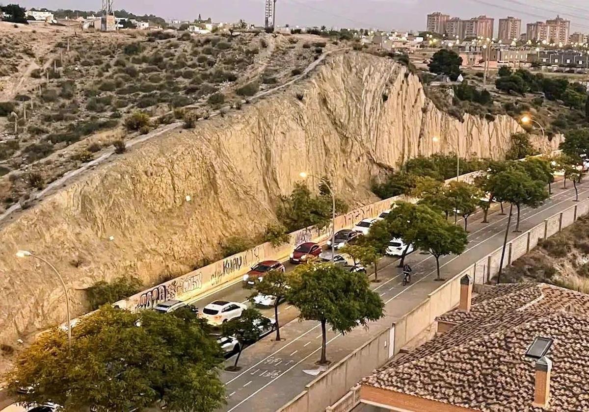 One of the sections of Vía Parque pending expansion.