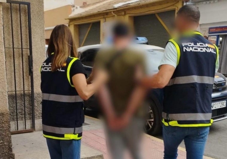 Images of the arrest of the alleged sexual predator.
