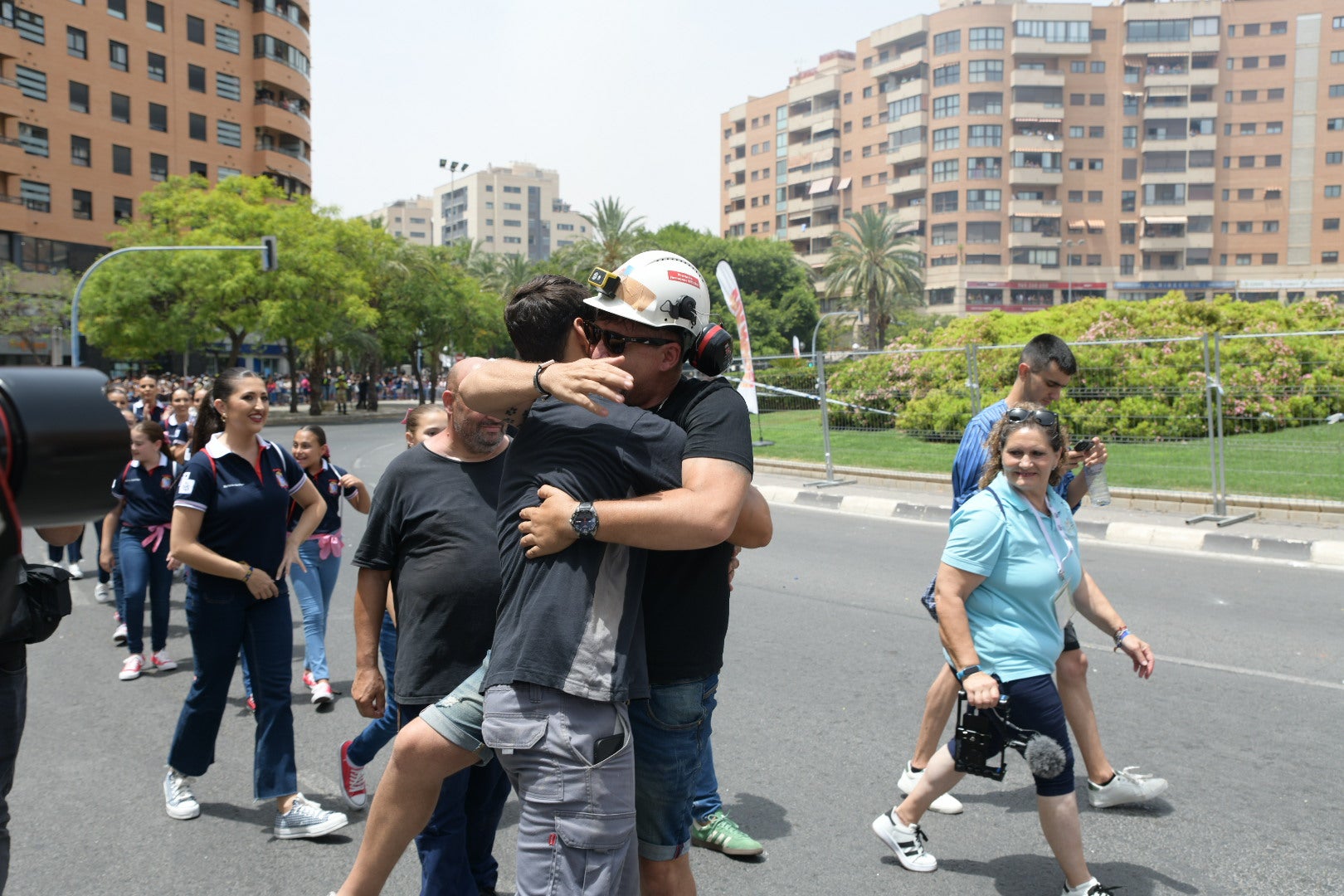 Así ha sido la última mascletà antes del inicio oficial de las Hogueras