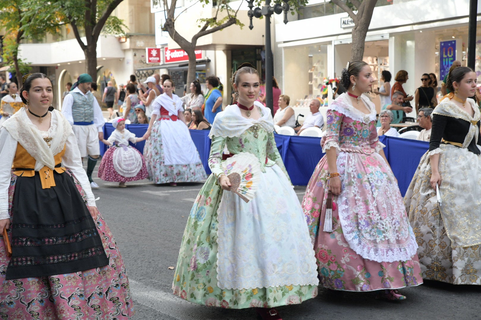 La Entrada de Bandas de las Hogueras 2025, en imágenes