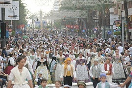 La Entrada de Bandas de las Hogueras 2025, en imágenes