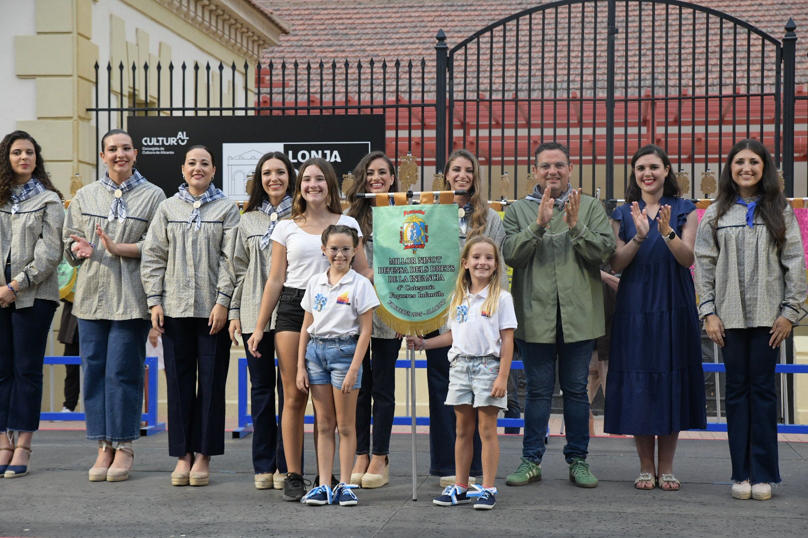 La entrega de premios de la exposición del ninot, en imágenes