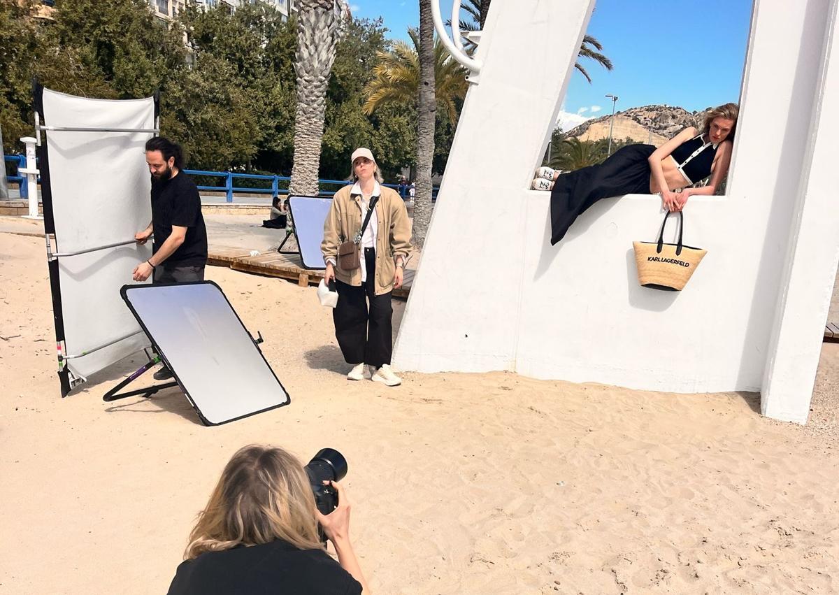 Imagen secundaria 1 - 'Making of' de la campaña de Karl Lagerfeld en Alicante.