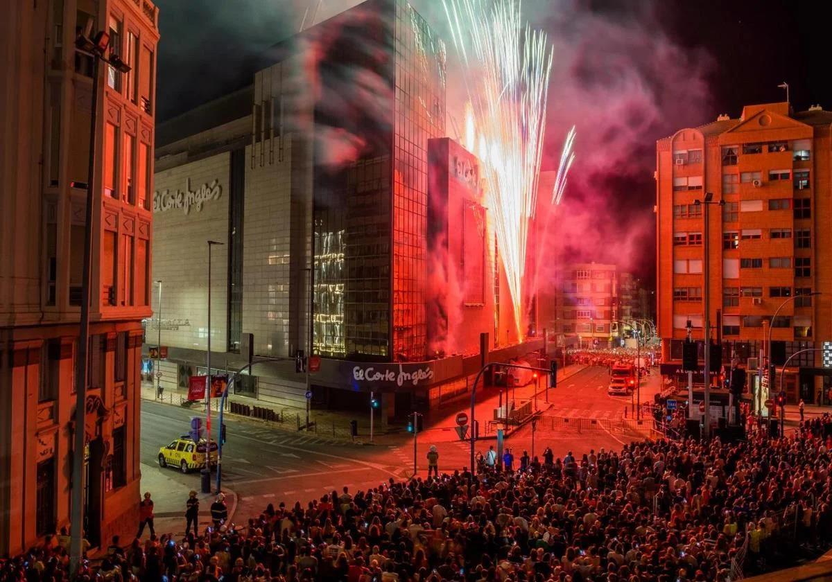 Arrival of the Fire at El Corte Inglés.