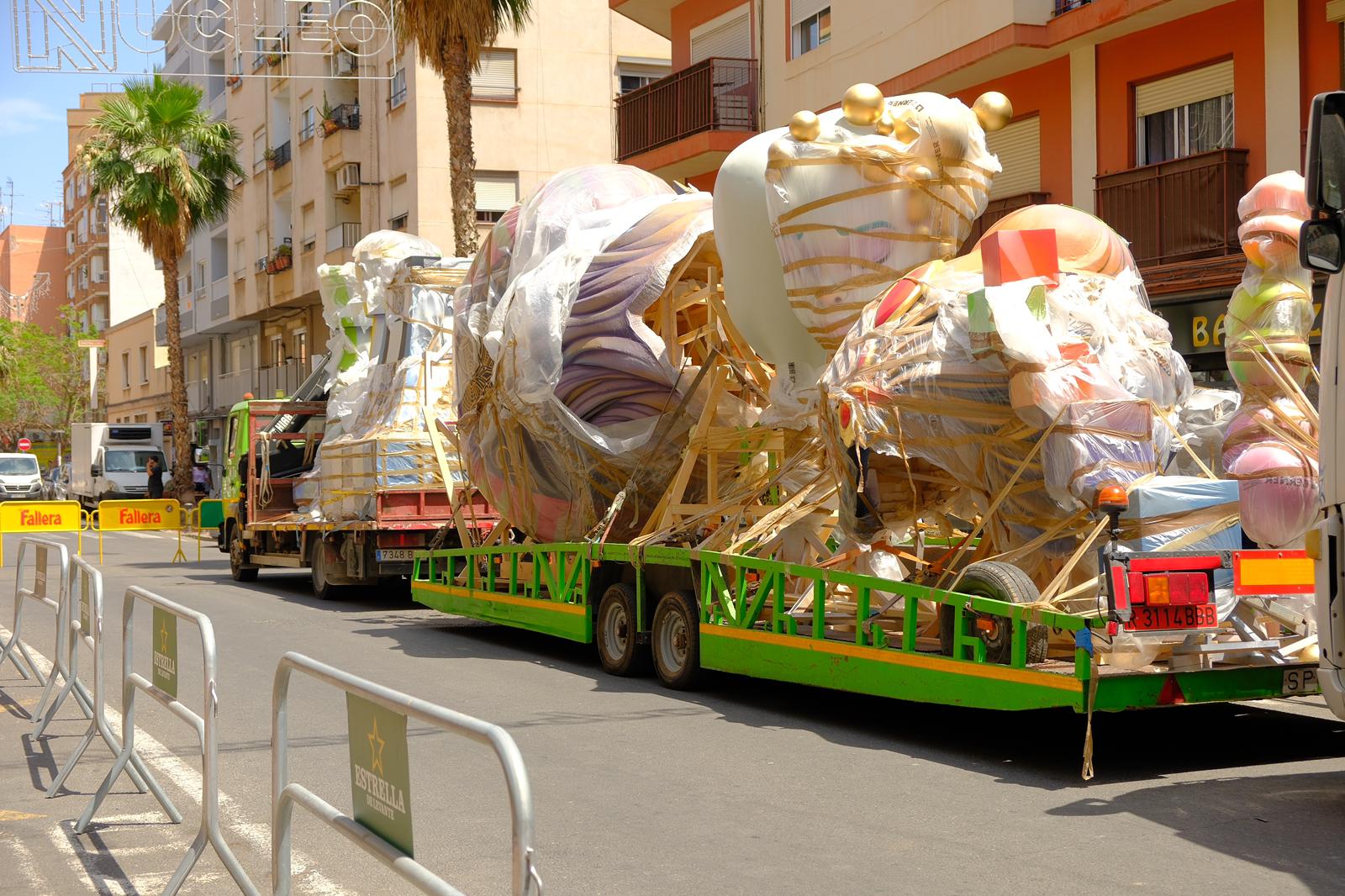 Las Hogueras toman ya las calles de Alicante